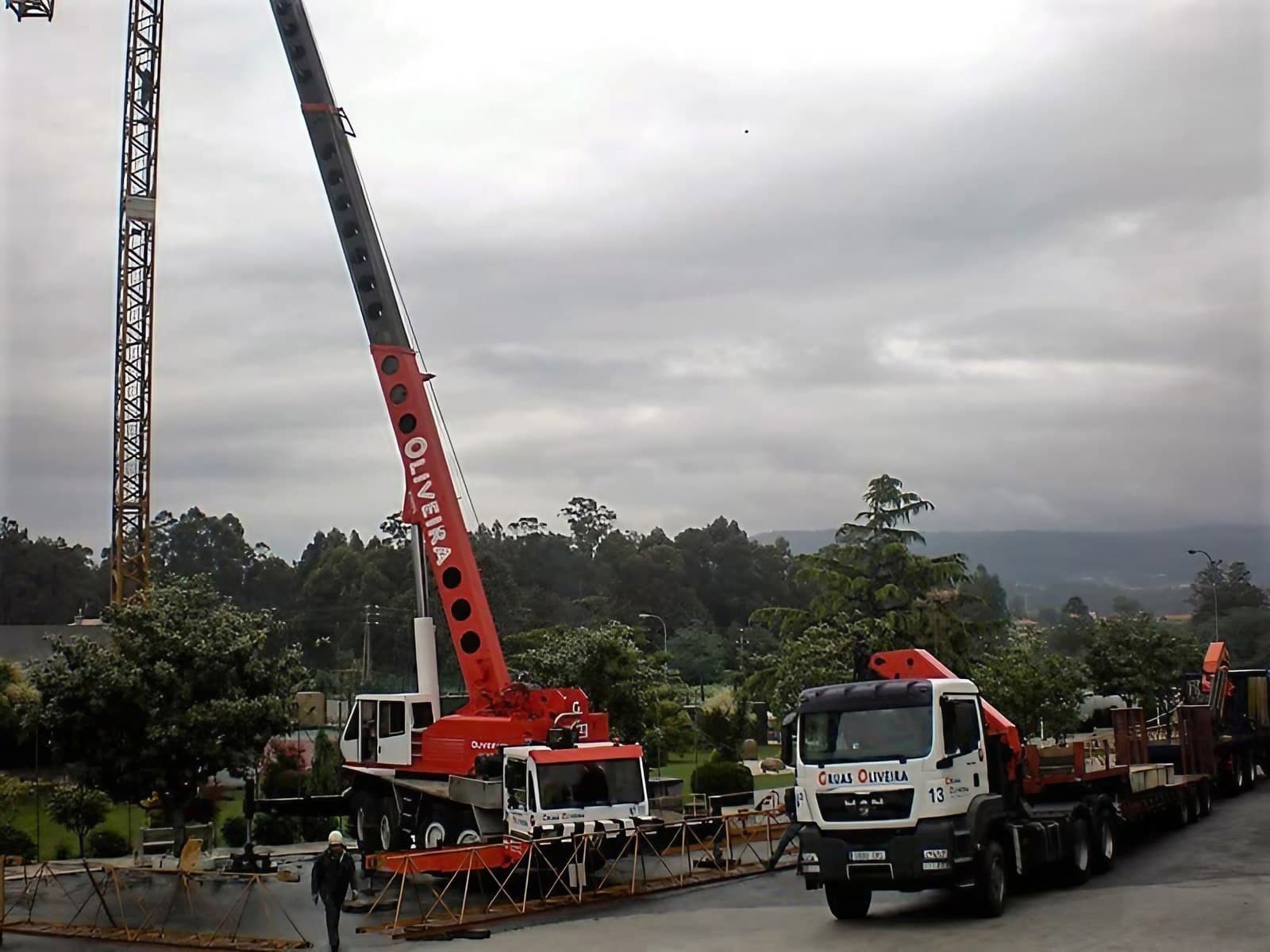 Vehículos y grúas para el transporte